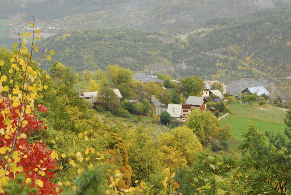 La Ferme De Beaute Bed & Breakfast Chateauroux-les-Alpes Eksteriør bilde